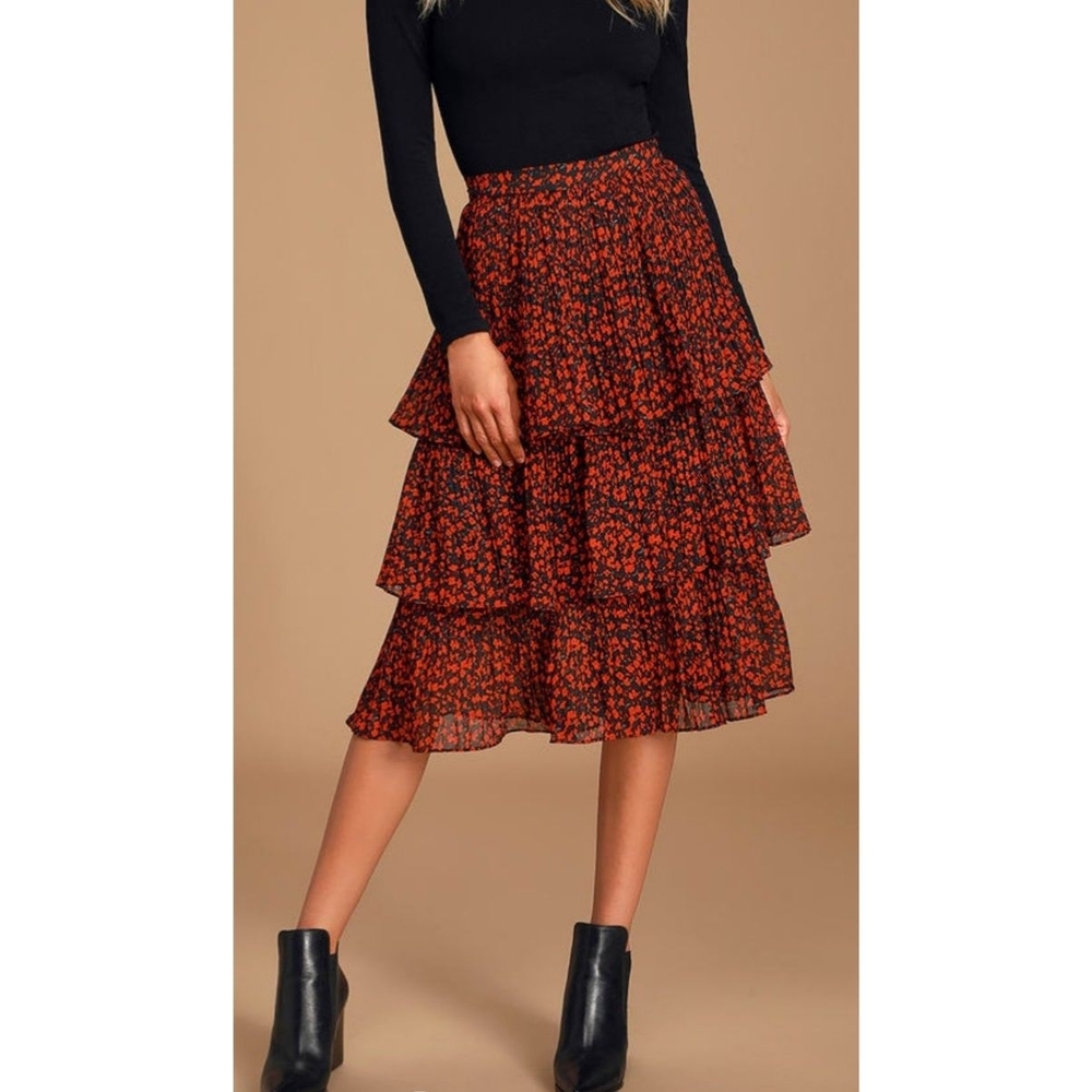 Lulus Duarte Pleated Tiered Floral Midi Skirt Size Small